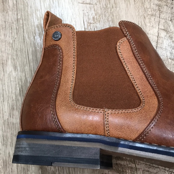 New Mens Robert Wayne Vegan Leather Chelsea Boots - Picture 4 of 8